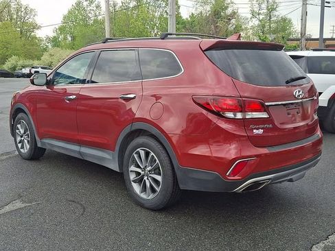 Used 2018 Hyundai Santa Fe SE AWD/4WD image 4
