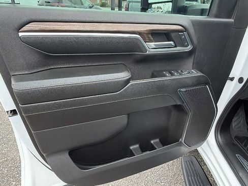 Certified 2024 Chevrolet Silverado 2500 LT image 11