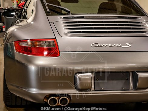 Used 2005 Porsche 911 Carrera S RWD image 38