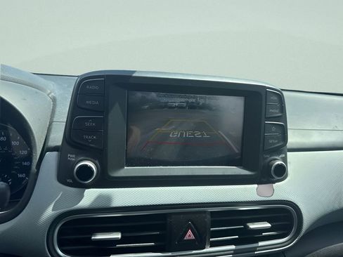 Used 2019 Hyundai Kona SE FWD image 5