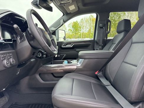 New 2026 Chevrolet Silverado 2500 LTZ image 9