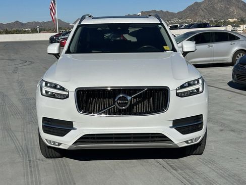 Used 2019 Volvo XC90 T5 Momentum w/ Multimedia Package image 2