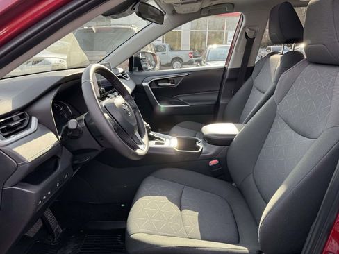Used 2024 Toyota RAV4 XLE image 13