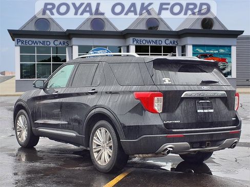 Used 2020 Ford Explorer Limited w/ Class III Trailer Tow Package image 2