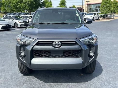 Used 2021 Toyota 4Runner SR5 Premium w/ Moonroof Package AWD/4WD image 9