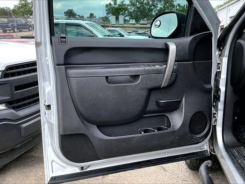 Used 2012 Chevrolet Silverado 1500 LT RWD image 21