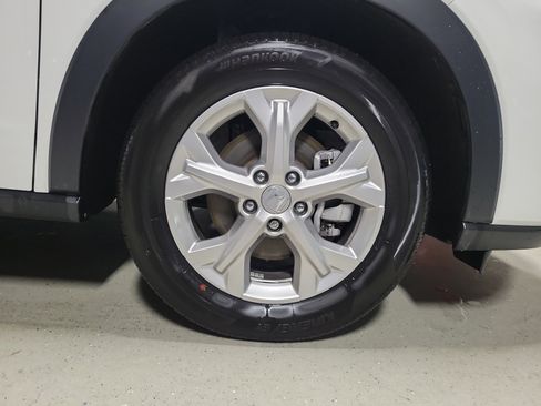 Certified 2025 Honda HR-V LX image 5