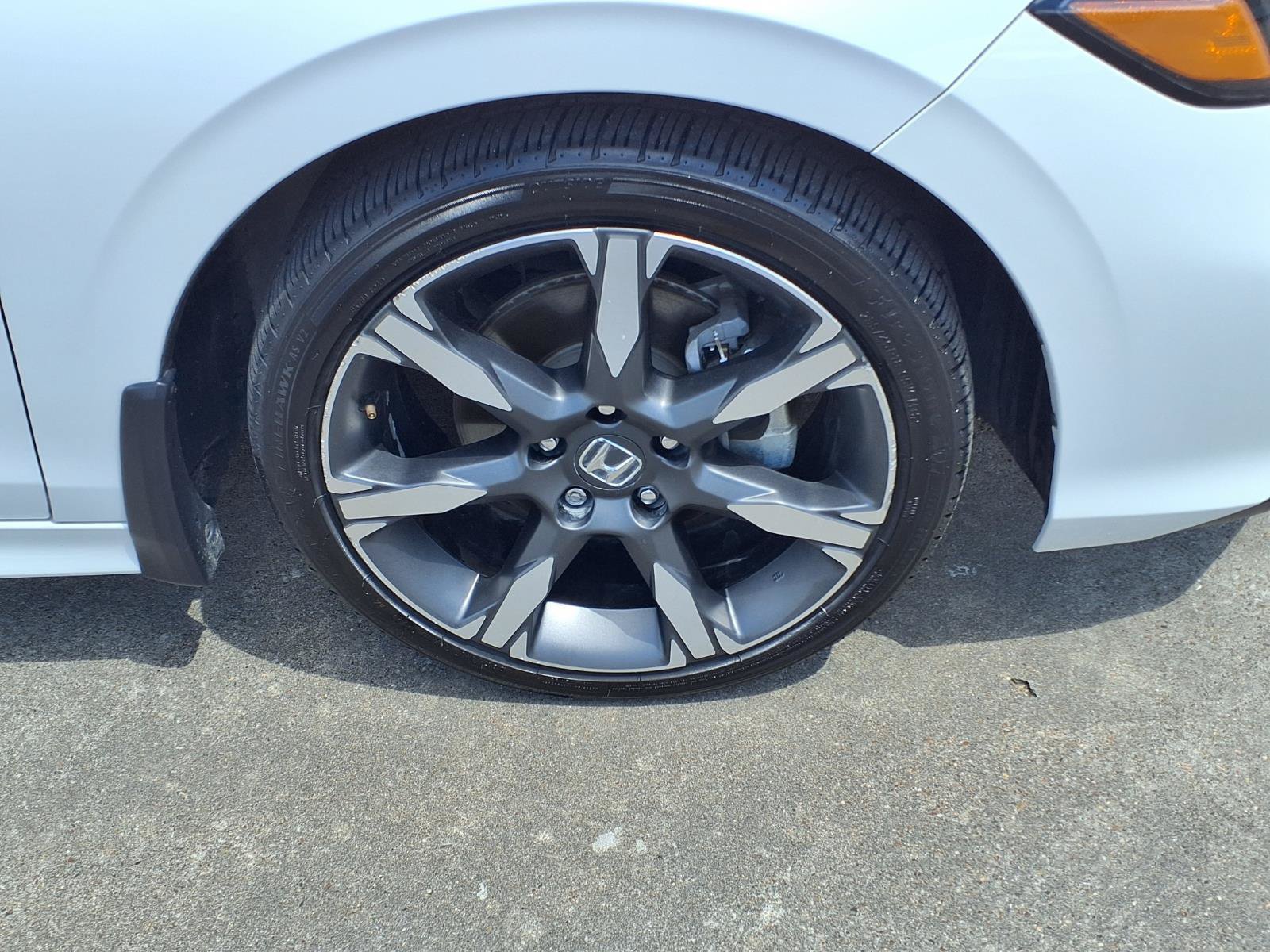 Used 2025 Honda Civic Sport image 9