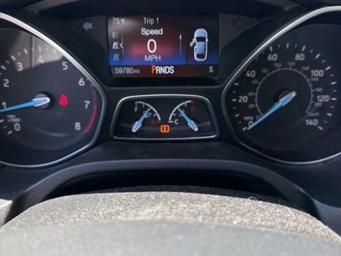 Used 2018 Ford Focus Titanium w/ Titanium Technology Package FWD image 6