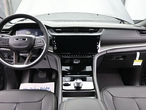 New 2026 Jeep Grand Cherokee L Limited AWD/4WD image 31