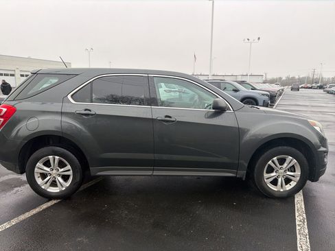 Used 2017 Chevrolet Equinox LS image 7