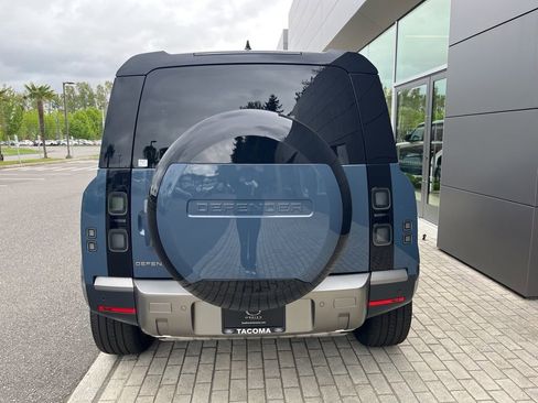 New 2026 Land Rover Defender 110 S AWD/4WD image 6