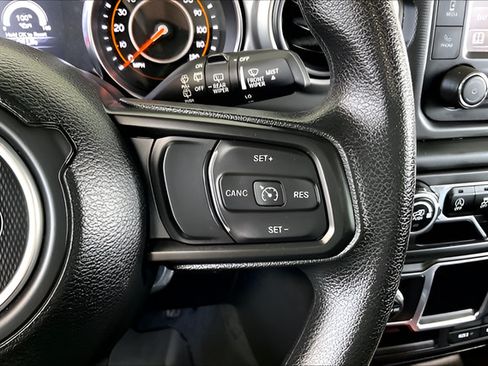 Used 2021 Jeep Wrangler Unlimited Sport AWD/4WD image 11