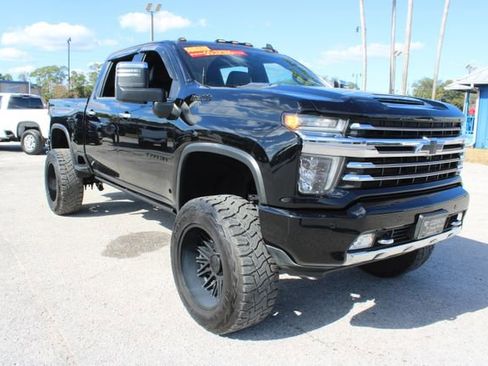 Used 2020 Chevrolet Silverado 3500 High Country w/ Z71 Off-Road Package image 15