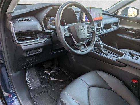 Used 2025 Toyota Grand Highlander FWD image 10