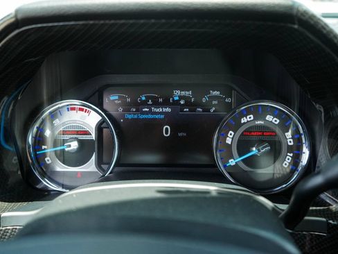 Used 2020 Ford F250 Lariat w/ Lariat Ultimate Package AWD/4WD image 28