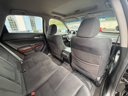 Used 2012 Honda Crosstour EX image 21