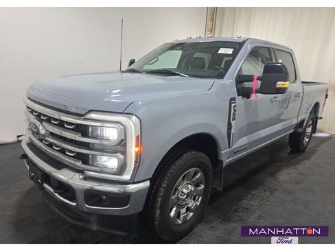 Used 2024 Ford F350 Lariat AWD/4WD image 1