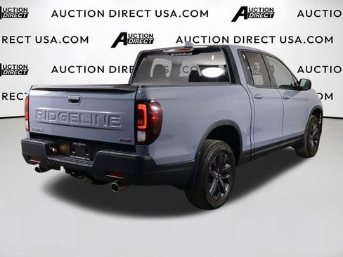 Used 2024 Honda Ridgeline Sport image 43