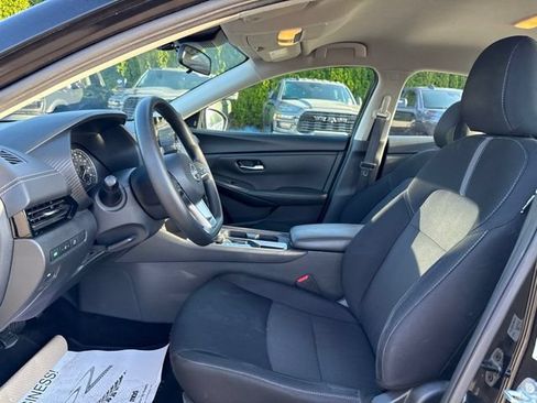 Used 2024 Nissan Sentra SV FWD image 22