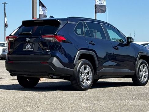 Used 2024 Toyota RAV4 XLE FWD image 4