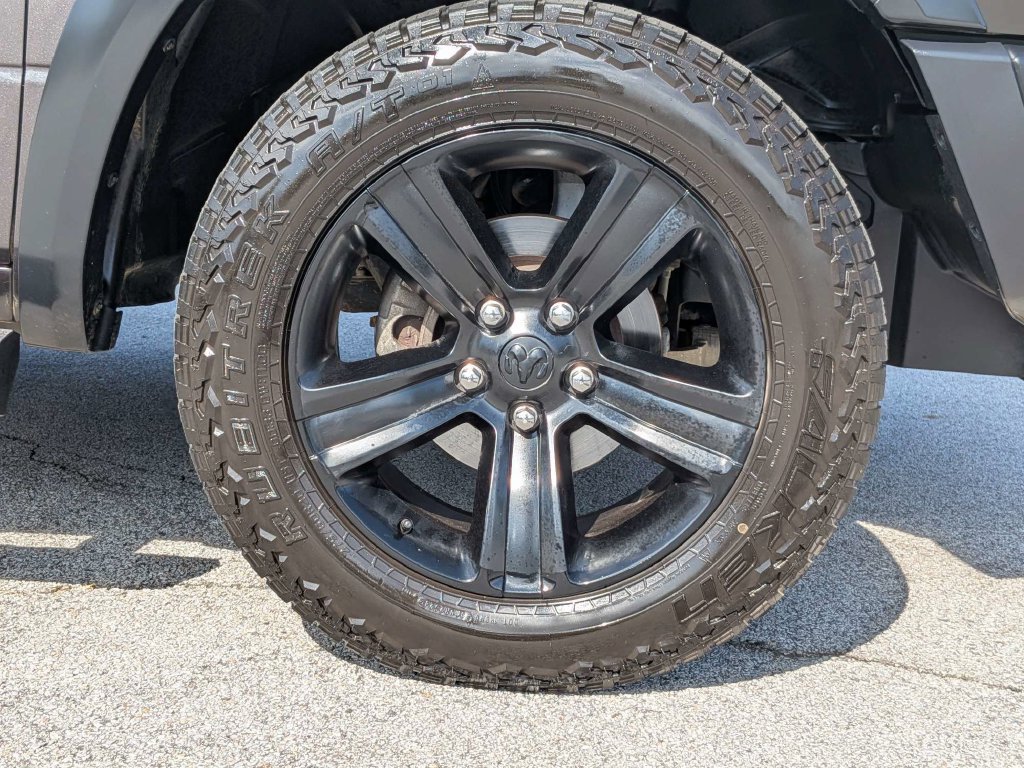 Used 2021 RAM 1500 Warlock w/ Warlock Decor Package AWD/4WD image 10