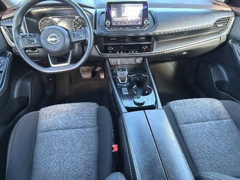 Certified 2023 Nissan Rogue SV AWD/4WD image 26