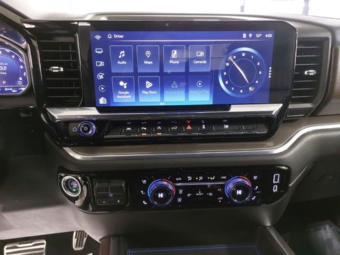 Used 2022 Chevrolet Silverado 1500 High Country w/ High Country Premium Package image 22