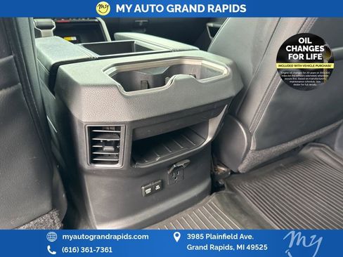 Used 2022 Toyota Tundra Limited image 27