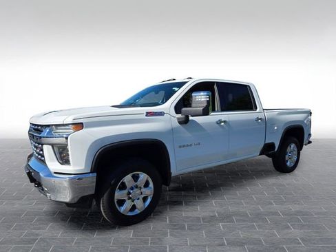 Used 2020 Chevrolet Silverado 2500 LTZ w/ LTZ Premium Package AWD/4WD image 3