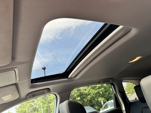 Used 2017 Honda CR-V EX-L image 19