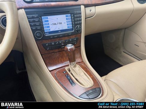Used 2007 Mercedes-Benz CLS 550 image 21