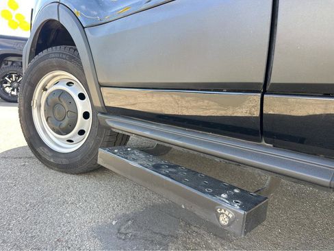 Used 2023 Ford Transit 250 T-250 RWD High Roof w/ Load Area Protection Package image 10