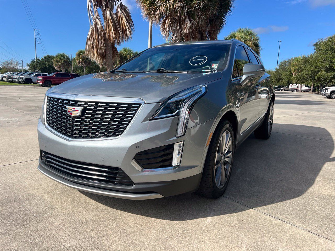 Used 2025 Cadillac XT5 Premium Luxury w/ LPO, Floor Liner Package AWD/4WD image 1