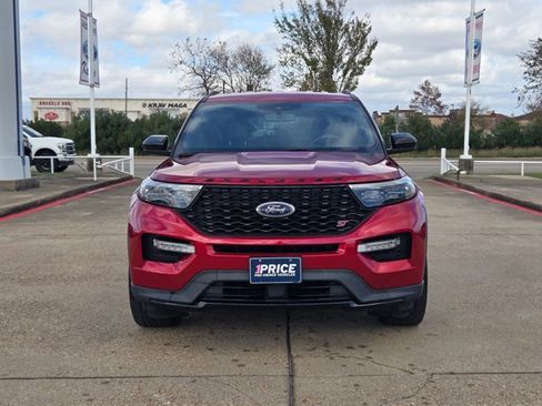 Used 2022 Ford Explorer ST image 2