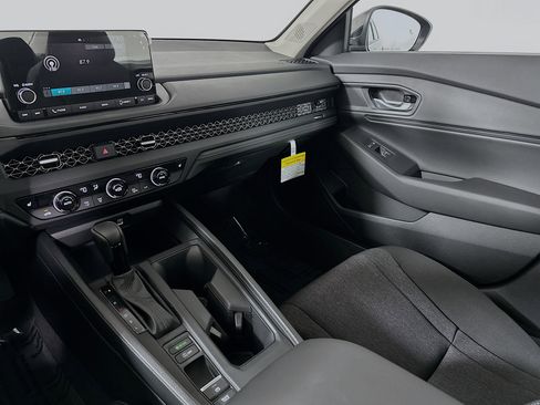 New 2025 Honda Accord SE image 23