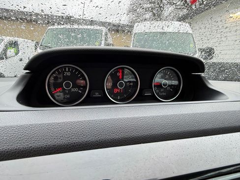 Used 2015 Volkswagen Beetle TDI image 24