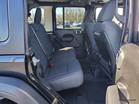 Used 2025 Jeep Wrangler Unlimited Rubicon w/ XTREMEE 35" Tire Package image 46