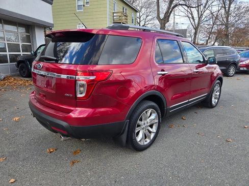 Used 2014 Ford Explorer XLT w/ Equipment Group 202A image 9