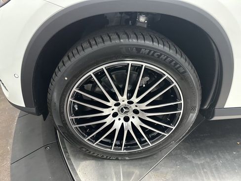 Used 2026 Mercedes-Benz GLC 300 image 33