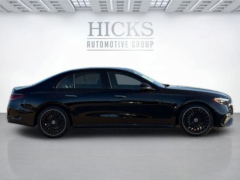New 2026 Mercedes-Benz E 350 4MATIC Sedan image 4