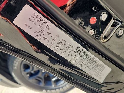 Used 2020 Jeep Cherokee Trailhawk image 33