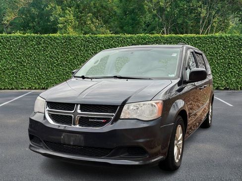 Used 2013 Dodge Grand Caravan SXT w/ UConnect Hands-Free Group image 6