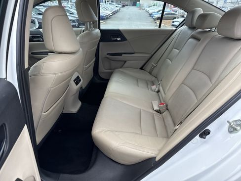 Used 2016 Honda Accord EX-L image 31