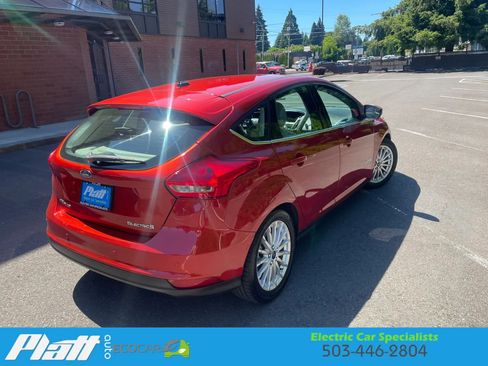 Used 2018 Ford Focus Electric Hatchback FWD image 10