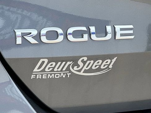 Used 2020 Nissan Rogue S FWD image 43