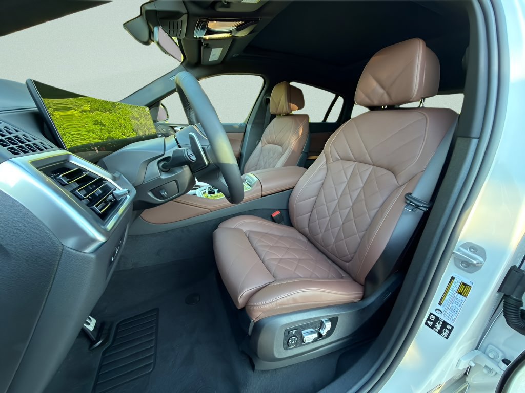 New 2027 BMW X6 xDrive40i AWD/4WD image 10