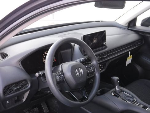Used 2024 Honda HR-V LX image 12