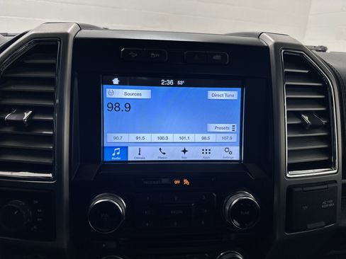 Used 2016 Ford F150 Platinum w/ Equipment Group 701A Luxury image 23