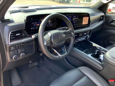 Used 2025 Chevrolet Tahoe Z71 image 18